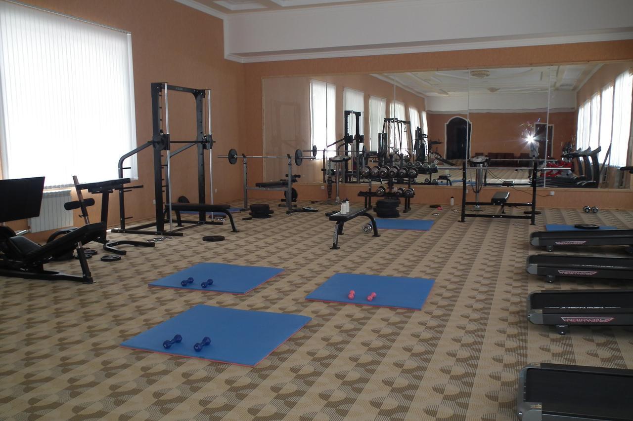 Bahoriston Hotel Guliston Ngoại thất bức ảnh