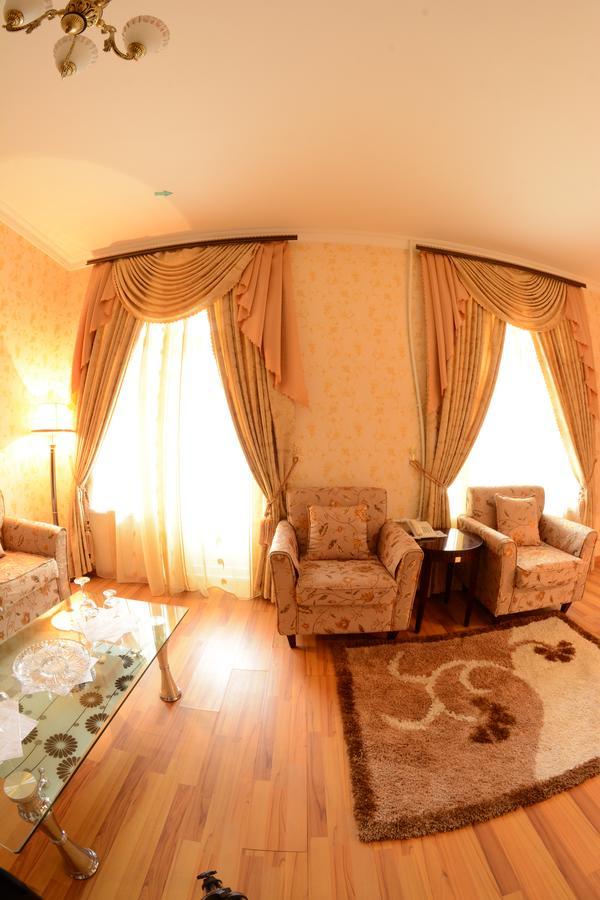 Bahoriston Hotel Guliston Ngoại thất bức ảnh